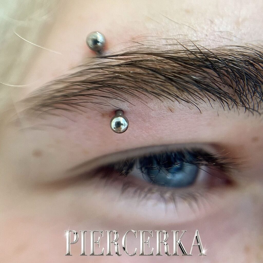 DF833D0D-DCBC-4C2B-8759-0476EA6EE880